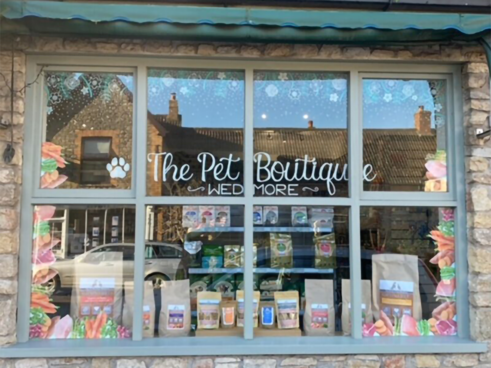 Pet Show Window - Merchandising voor dierenwinkels